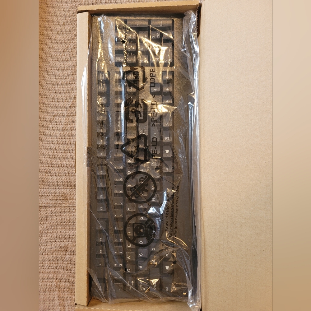 Basic Lenovo Computer Keyboard - Picture 2 of 2